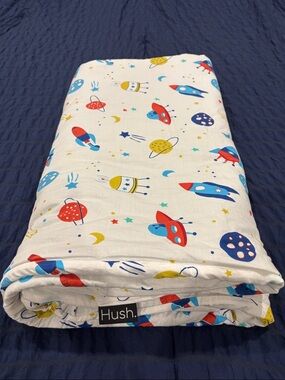 HUSH Kids Weighted Blanket